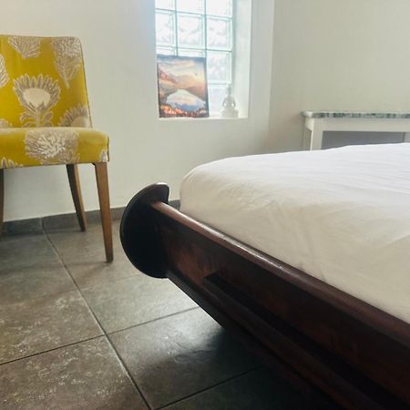 Coastwave Guest House Walvis Bay Bagian luar foto