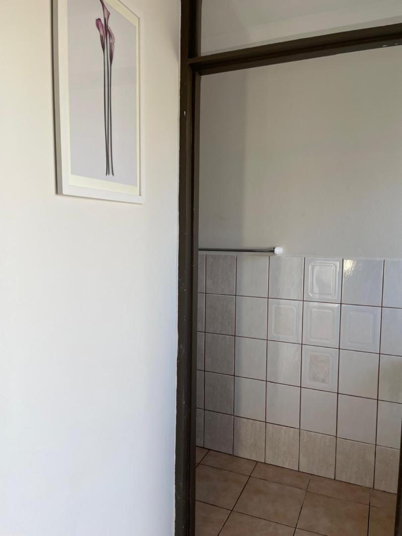 Coastwave Guest House Walvis Bay Bagian luar foto