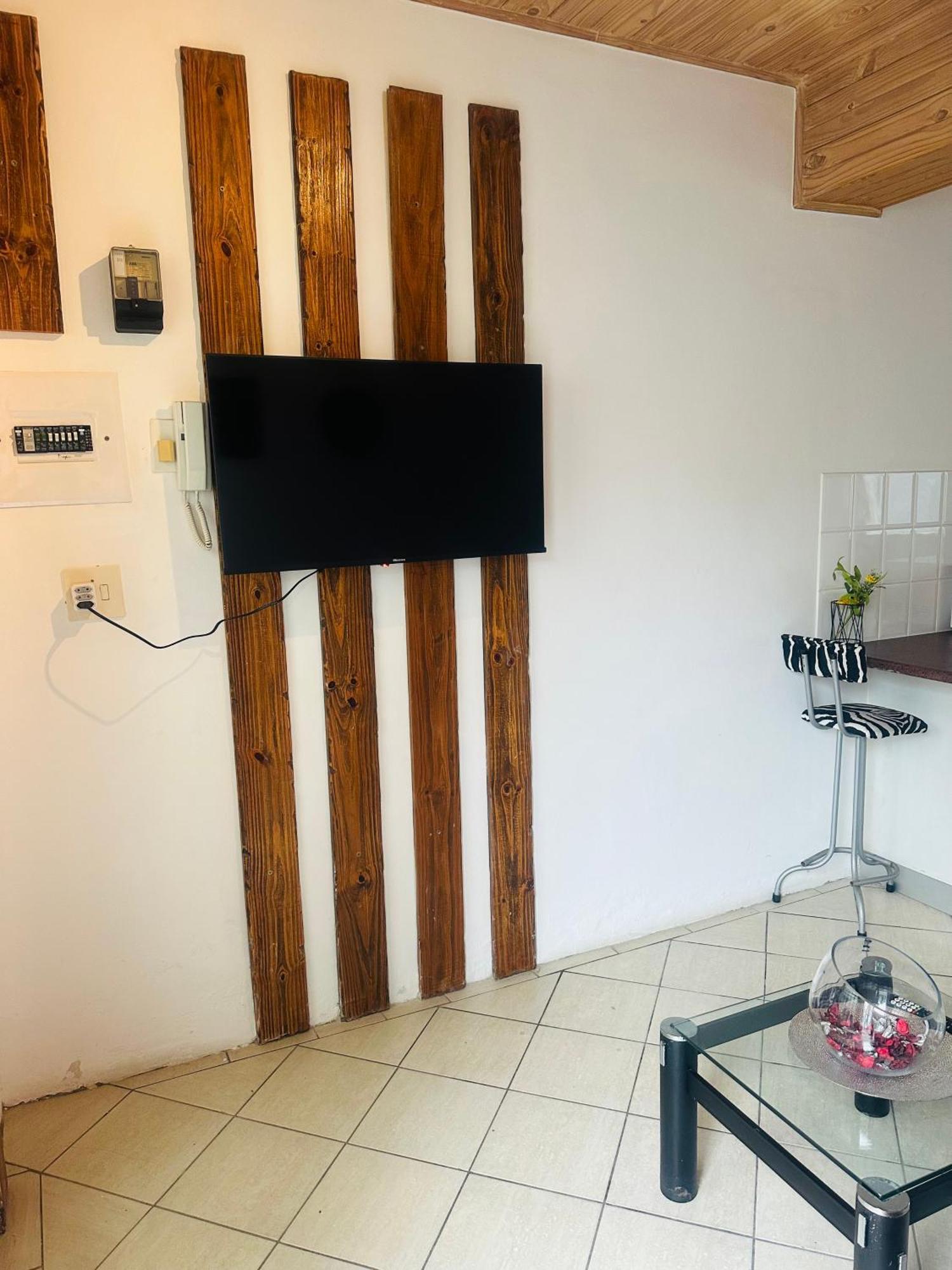 Coastwave Guest House Walvis Bay Bagian luar foto