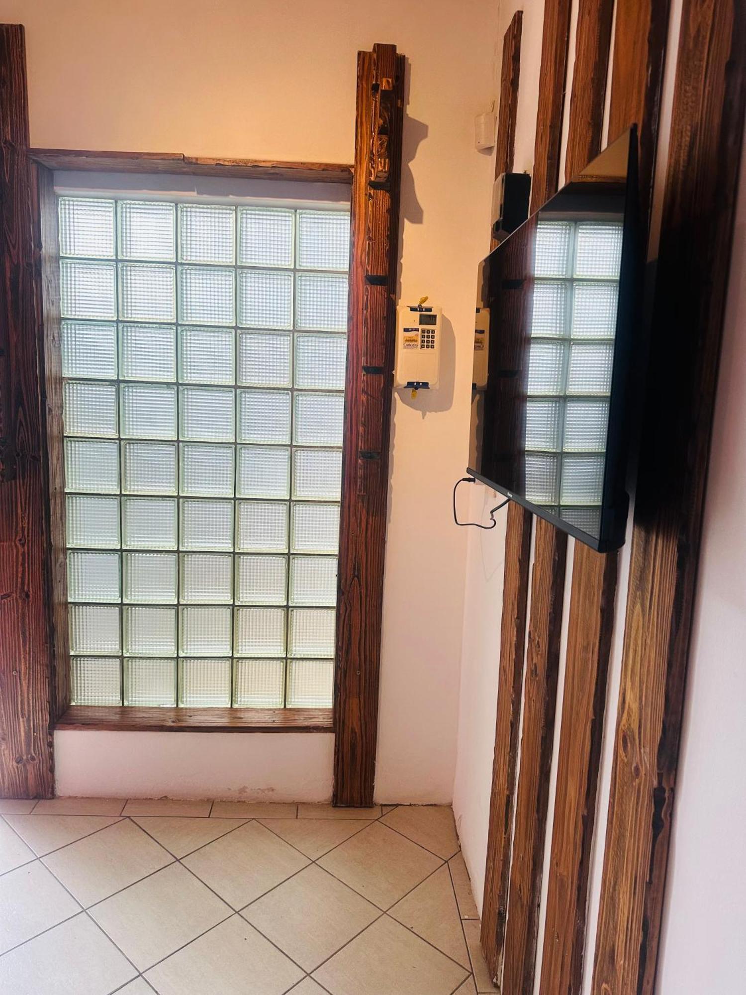 Coastwave Guest House Walvis Bay Bagian luar foto