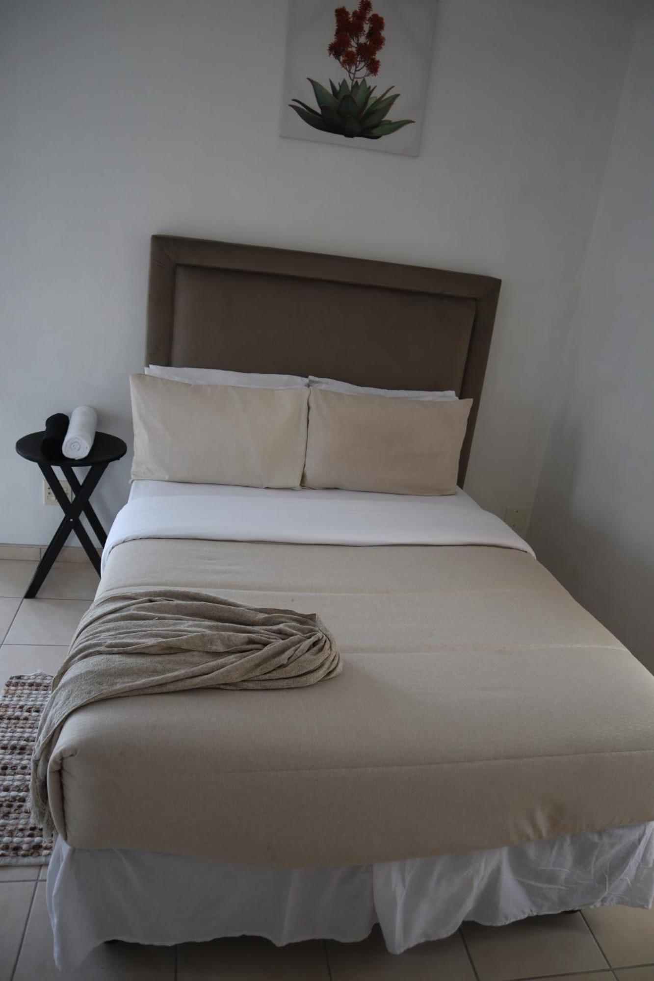Coastwave Guest House Walvis Bay Bagian luar foto